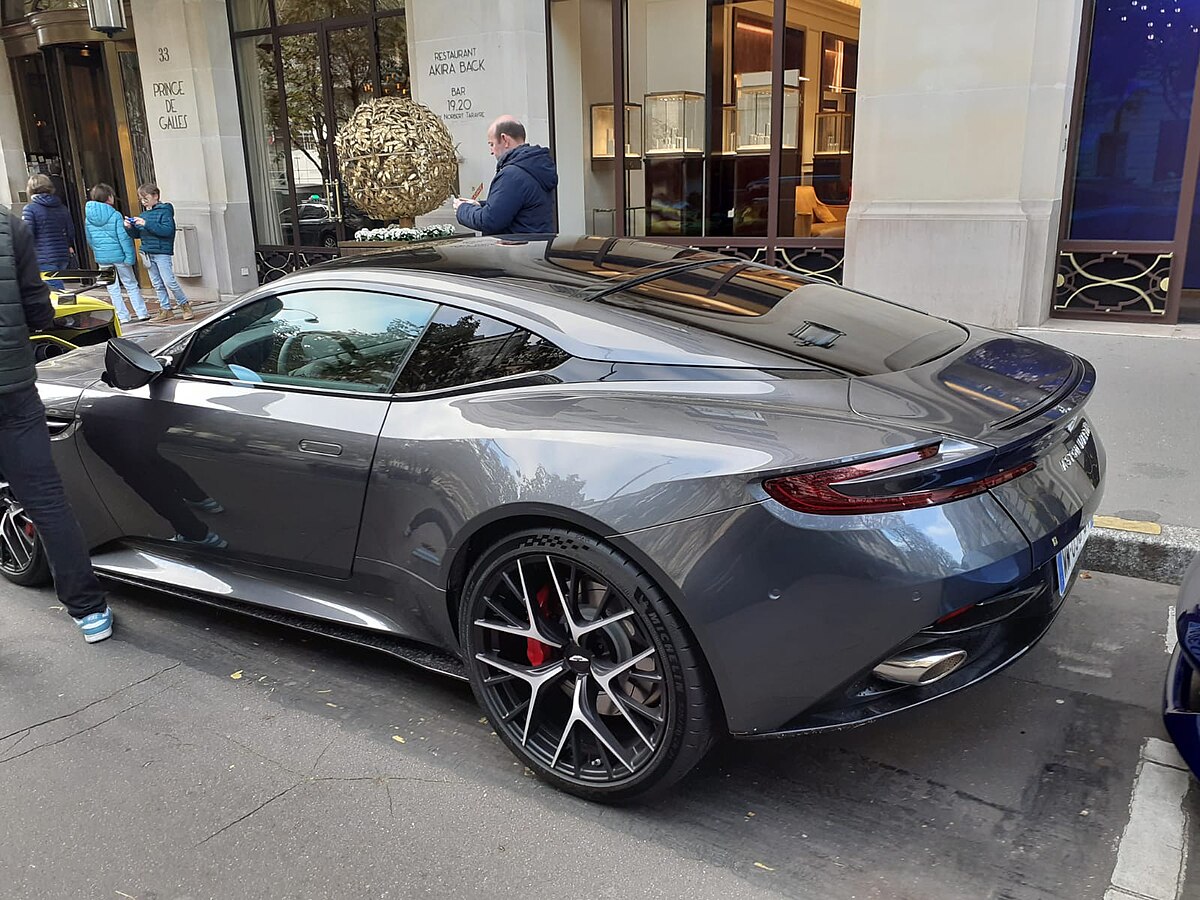 Aston Martin DBS All